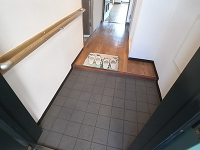 【玄関】 | ディアコート氷野