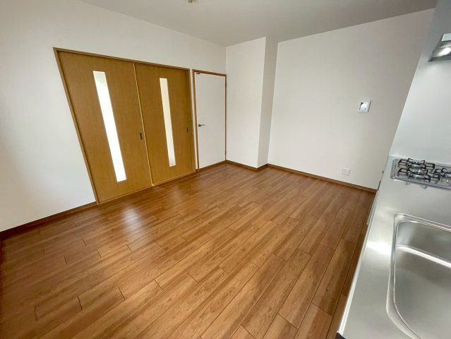 エレガント北町の居間・リビング