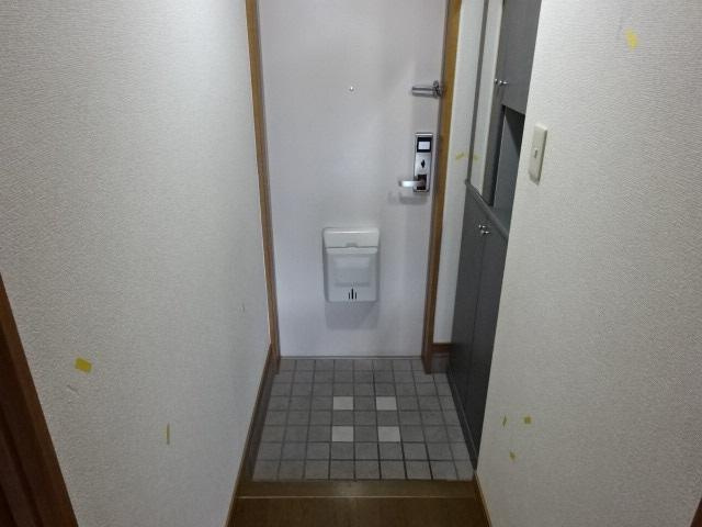 ロイヤルハイツⅡ　　　刈谷市近郊の賃貸はクラスホーム刈谷店の玄関|玄関（イメージ）