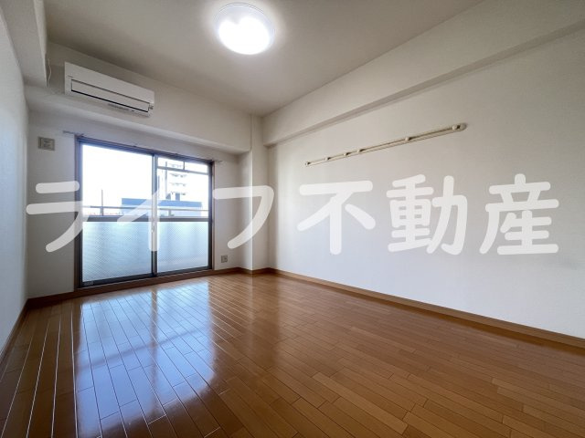 ロータリーマンション長田東の居間・リビング