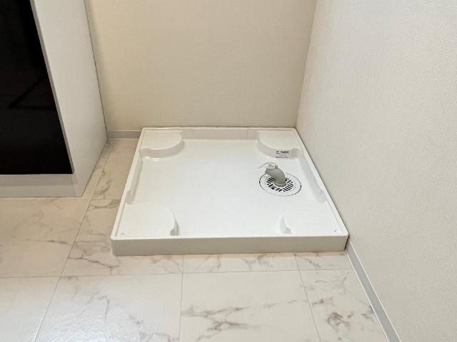 寝屋川市堀溝１丁目のアパートのその他|洗濯機置場