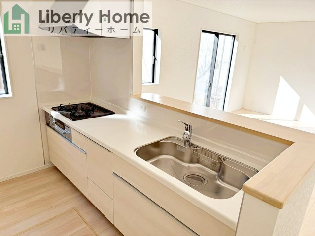 土浦市並木第15　新築戸建　2号棟のキッチン