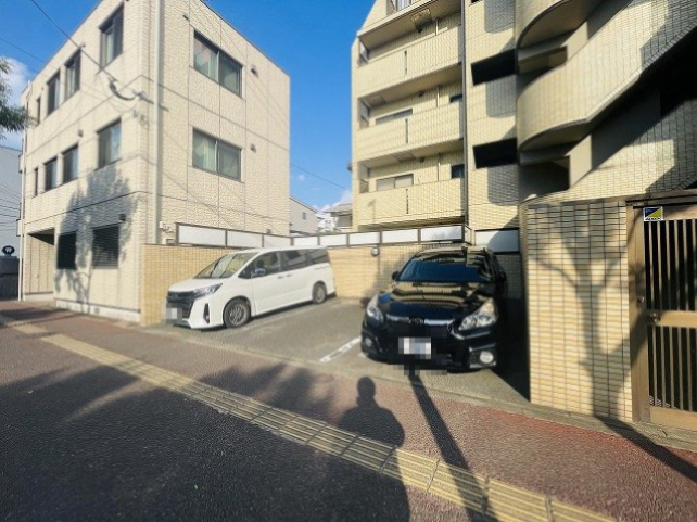 【駐車場】 | ロマネスク大濠アネックス