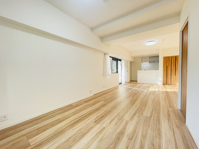 【居間・リビング】 | ロマネスク大濠アネックス