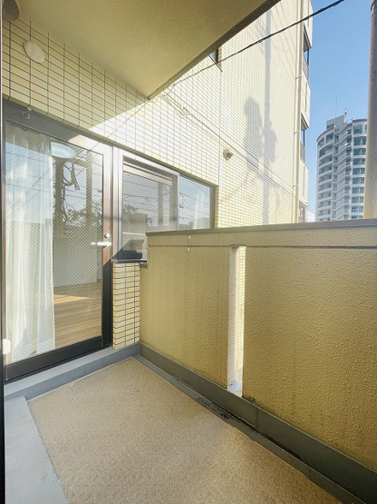 【バルコニー】 | ロマネスク大濠アネックス