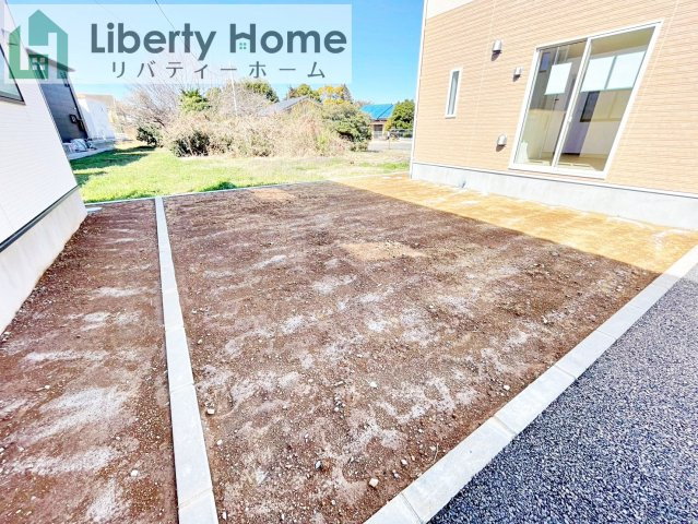 土浦市並木第15　新築戸建　3号棟の前面道路含む現地写真