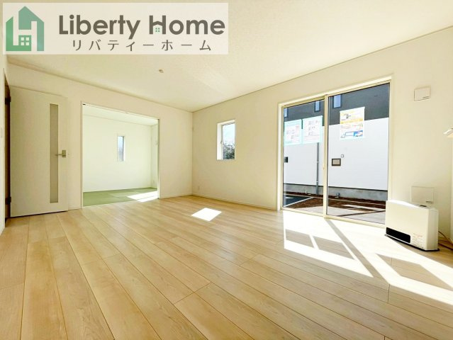 土浦市並木第15　新築戸建　3号棟の居間・リビング