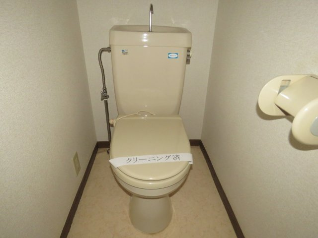 ロイヤルコーポ　B棟のトイレ