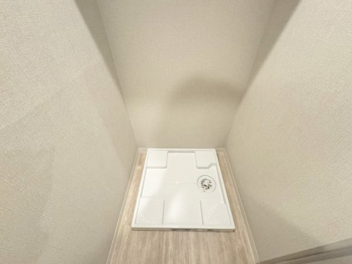 ベルコニー外には植木で防犯対策♪