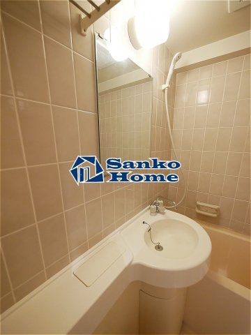 ライオンズマンション浅草言問橋の浴室