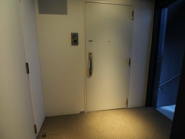 Ｉ　ＬＩＶＥ　ＦＯＲＥＳＴの玄関