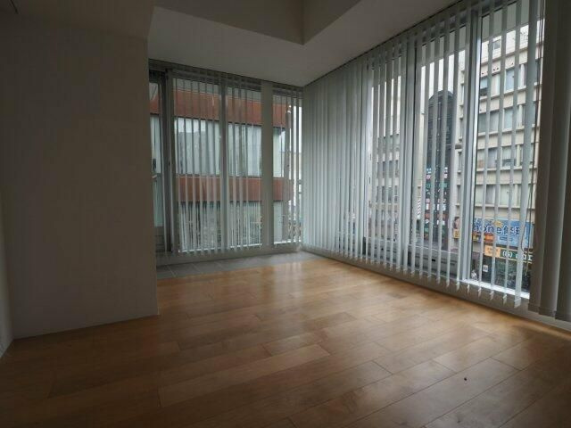 Ｉ　ＬＩＶＥ　ＦＯＲＥＳＴの居間・リビング