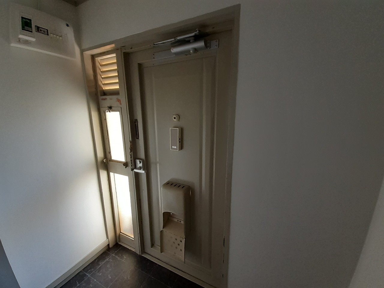 北坂戸NSビルの玄関