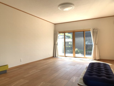 【洋室】 | 春日町広瀬中古住宅680万円