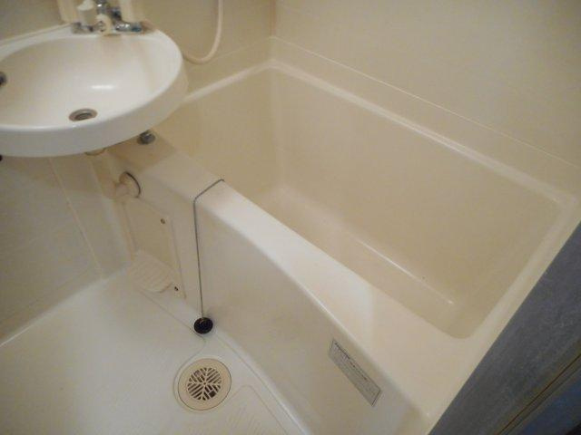 セナリオフラット新小岩の浴室