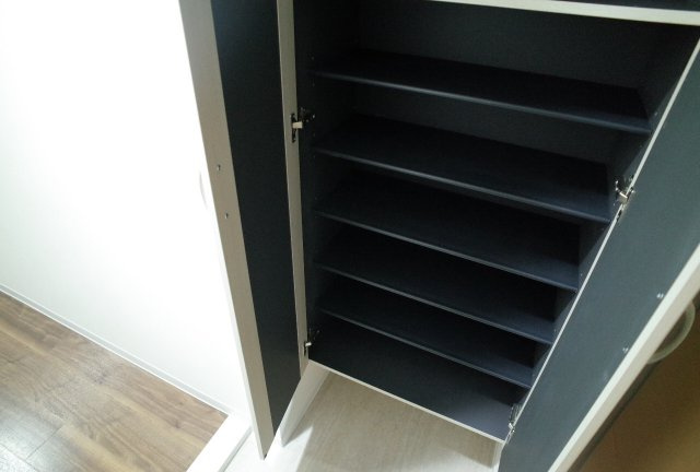 【玄関】 | シュロスフォンコウナン