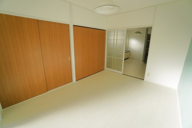 Fitsビル本川町の洋室|コンパクトで使いやすい洋室です