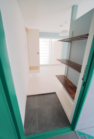 Fitsビル本川町の玄関|毎日通る玄関はこちらです