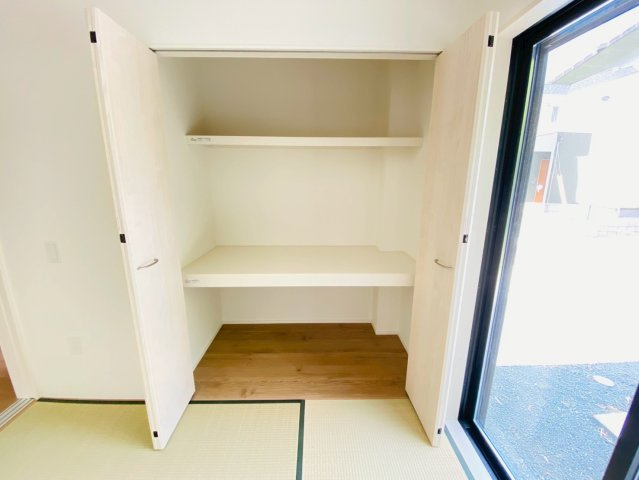 よかタウン／菊池郡大津町下町３期／４号棟の収納