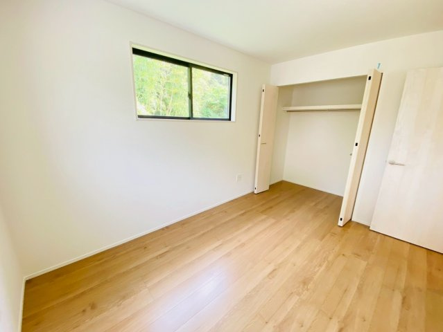 よかタウン／菊池郡大津町下町３期／４号棟の洋室
