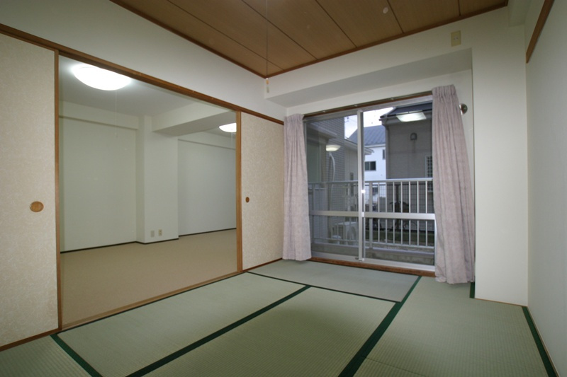 モアクレスト船橋三咲の和室