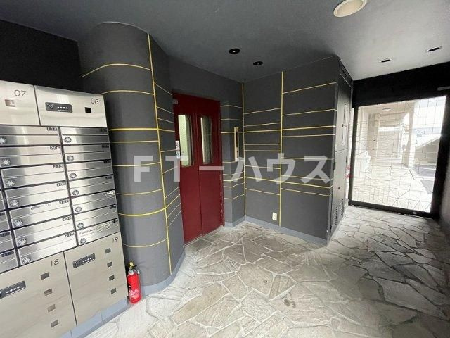 モアクレスト船橋三咲のエントランス