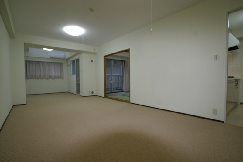 モアクレスト船橋三咲の居間・リビング