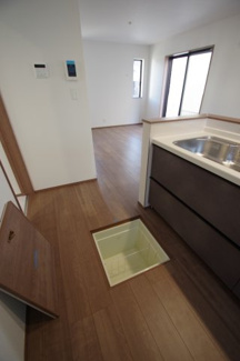 【キッチン】 | 【仲介手数料無料！！】府中市四谷3丁目　新築戸建て（全1棟）1号棟　4690万円