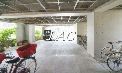 【その他共用部分】 | ポポラーレイワイ | 駐輪場です。