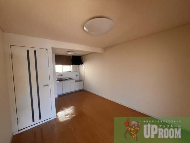 メゾンブランシュの居間・リビング