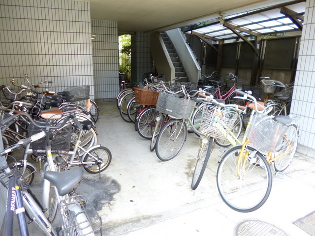 ロジュマン西尾久のその他共用部分|自転車置き場もあります