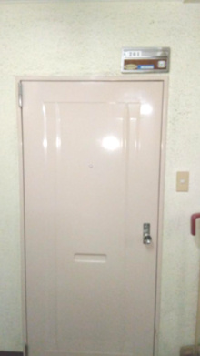 【玄関】 | ユニ長吉ビル