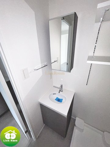 CREAL錦糸町の洗面所