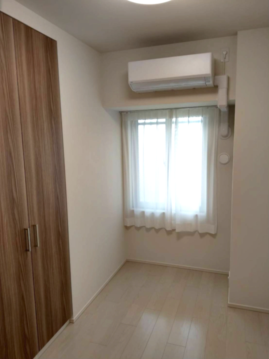 ウエリス光明池 3LDK 10階の洋室|小さいほうの洋室です