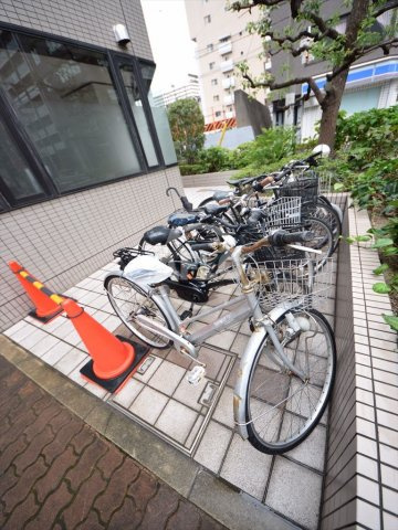 アーバンエース上本町パル　真田山小学校区|アーバンエース上本町パル　駐輪場