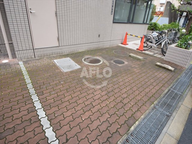 アーバンエース上本町パル|アーバンエース上本町パル　平面駐車場