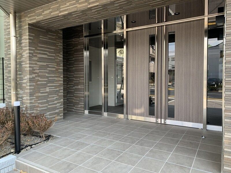 グランフォース北綾瀬Ⅱのエントランス