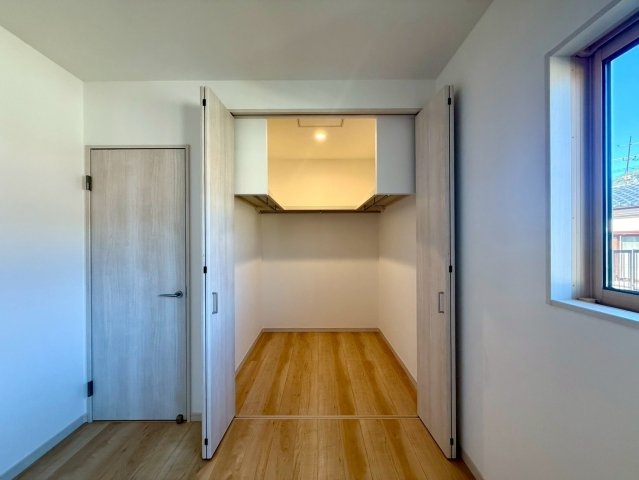 吾川郡いの町枝川4LDKの収納|衣類や季節物もすっきり収納できるWIC付き！