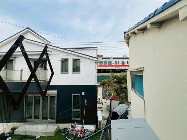 五色山6丁目貸家の展望