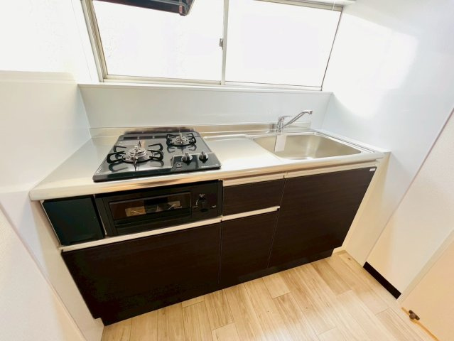 五色山6丁目貸家のキッチン