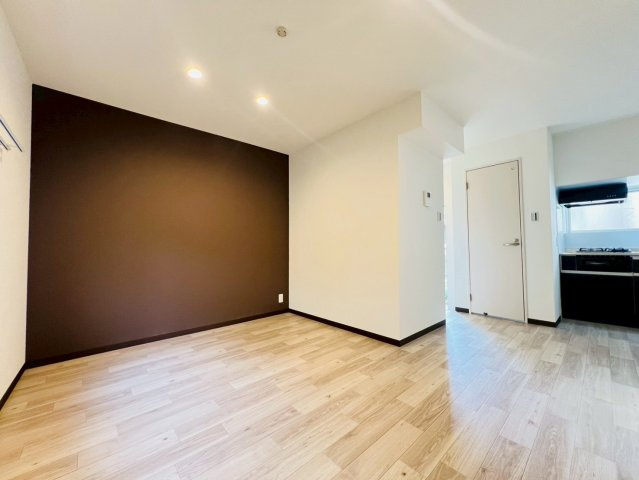 五色山6丁目貸家の居間・リビング