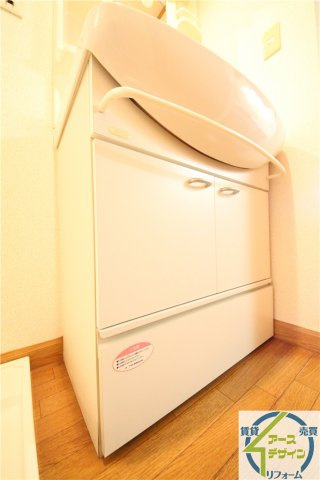 セレッソ八木の独立洗面台|独立洗面台、朝の身支度には欠かせません