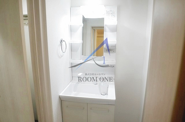 プロスぺリテの洗面所|独立洗面台です。