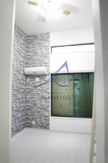 プロスぺリテの居間・リビング|洋室のお部屋です。