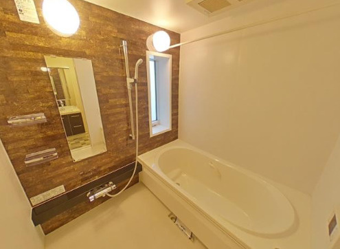 プレミアスシンヤシキの浴室