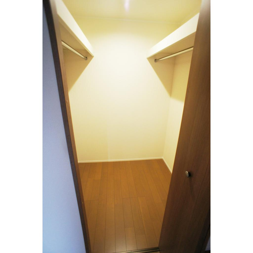 フルール石神井公園の収納|こまごまとしたものを収納できそうですね