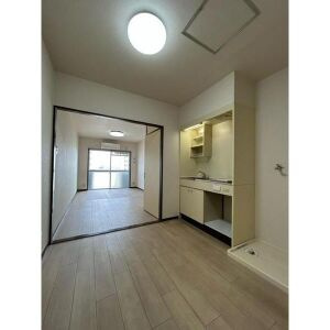 アメニティSTMの居間・リビング