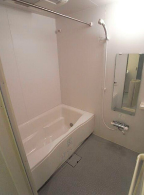 【浴室】 | レシオ イシワラ | 日々の疲れを癒すお風呂付です