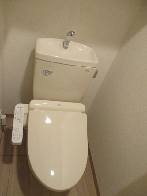 ルーブル板橋泉町弐番館のトイレ