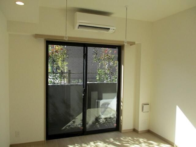 ルーブル板橋泉町弐番館の居間・リビング